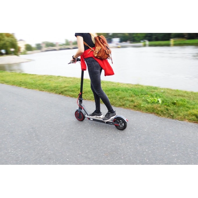 Elektrische step AERIUM AOVO PRO zwart